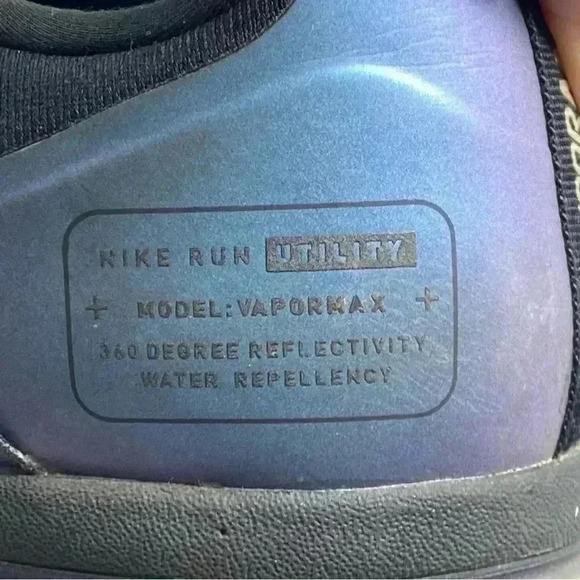 Nike run utility Air VaporMax flyknit size AQ8810-09 size 12 sneakers - Picture 5 of 11
